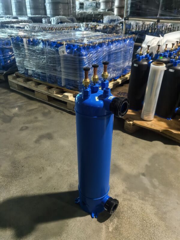 ท่อใน PVC Shell พื้นที่อยู่อาศัยสระว่ายน้ําแลกเปลี่ยนความร้อน MHTA-2 การติดตั้งแนวราบหรือแนวตั้งให้ความสะดวกในการติดตั้งและบํารุงรักษา