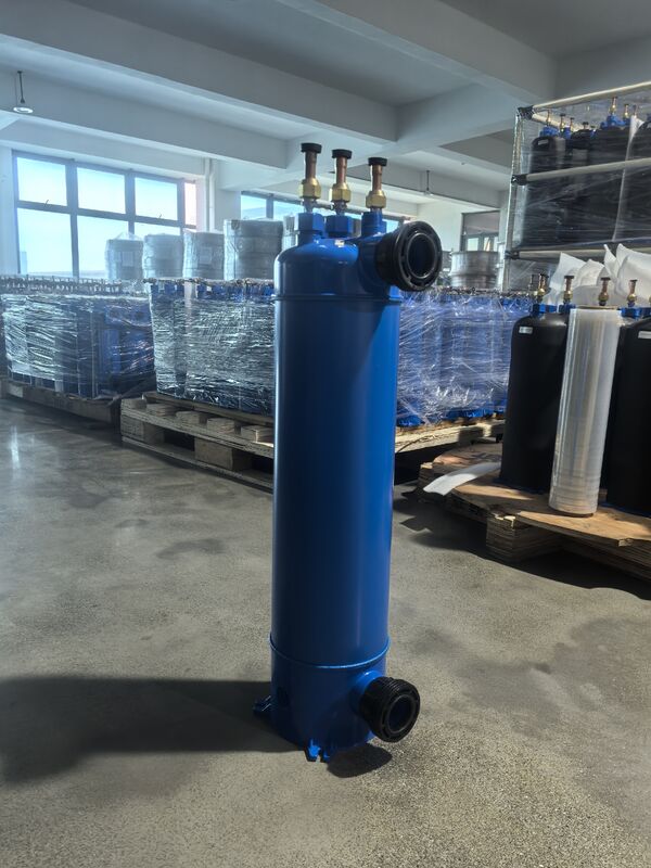 ระยะอุณหภูมิการทํางาน 0 ถึง 45 องศาเซลเซียส แลกเปลี่ยนความร้อนสระว่ายน้ํา MHTA-7 การติดตั้งแนวราบหรือแนวตั้งที่มีท่อในโครงสร้างเปลือก PVC