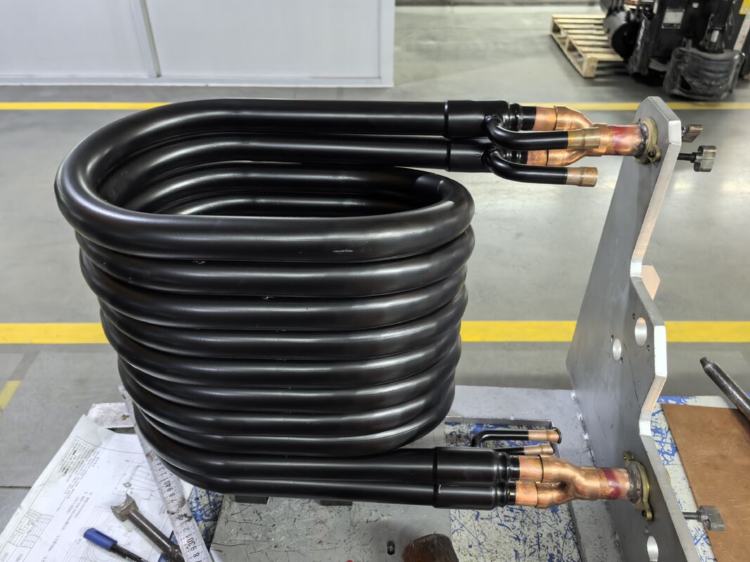 1 ถึง 10 เมตร ความยาวของท่อ พั๊มความร้อน คอนเดนเซอร์ที่มีความหนาของแผ่นที่แข็งแรง 4 มม เหมาะสําหรับการแลกเปลี่ยนความร้อนในอุตสาหกรรม