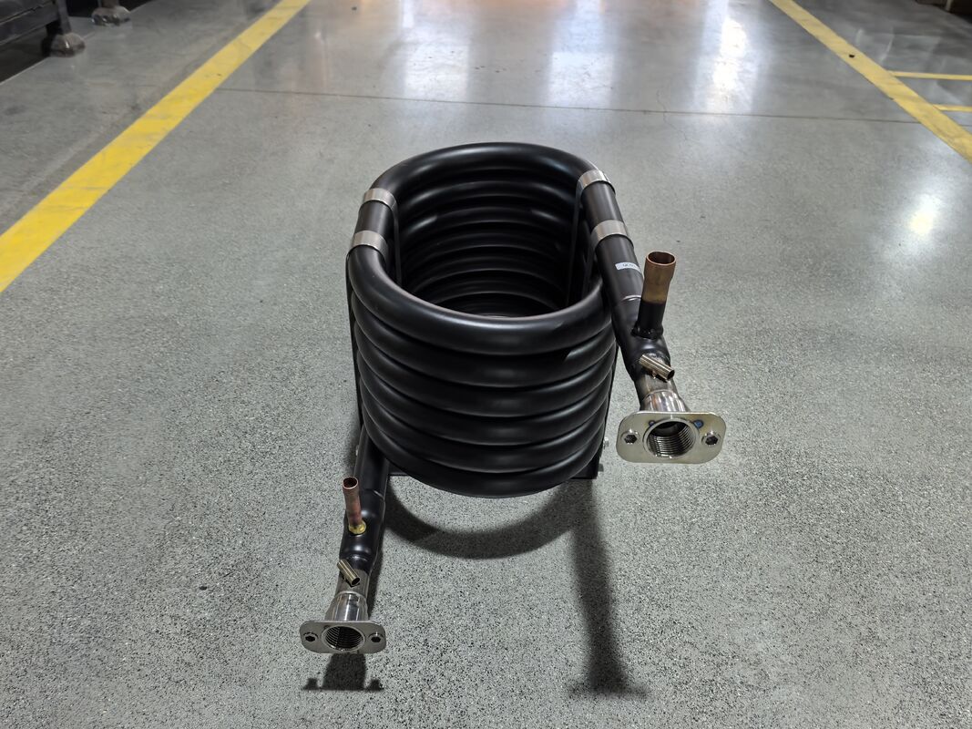 ความจุในการทําความร้อน 6 ถึง 300 Kw เครื่องแลกเปลี่ยนความร้อนแบบโคเอชเชียลทํางานในช่วงอุณหภูมิลบ 50 ถึง 150 องศาเซลเซียส ระบบการถ่ายทอดความร้อน