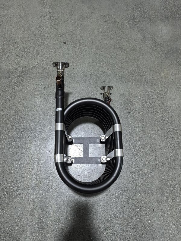 ความจุในการทําความร้อน 6 ถึง 300 Kw เครื่องแลกเปลี่ยนความร้อนแบบโคเอชเชียลรองรับช่วงอุณหภูมิการทํางาน ลบ 50 ถึง 150 องศาเซลเซียส