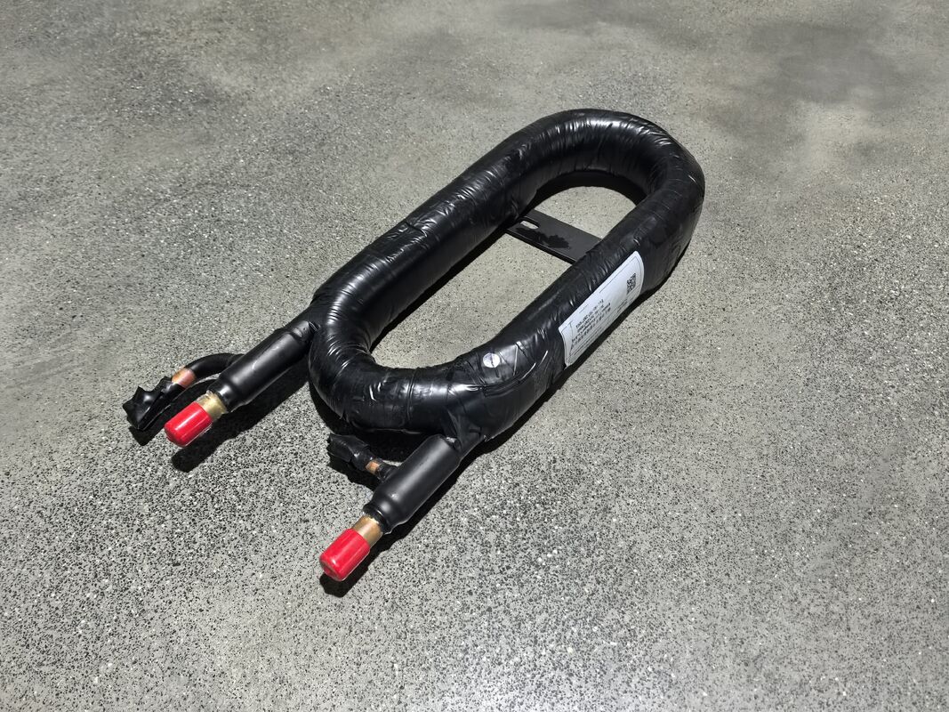 ความดันการทํางานสูงสุด 42 บาร์ เครื่องแลกเปลี่ยนความร้อนแบบโคเอชชียล ที่มีความทนต่อการกัดกร่อนและความจุในการทําความร้อน 6 ถึง 36KW สําหรับการทําความร้อนอุตสาหกรรม